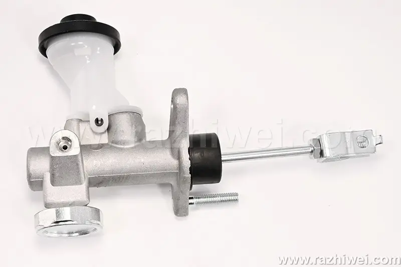 CLUTCH MASTER CYLINDER