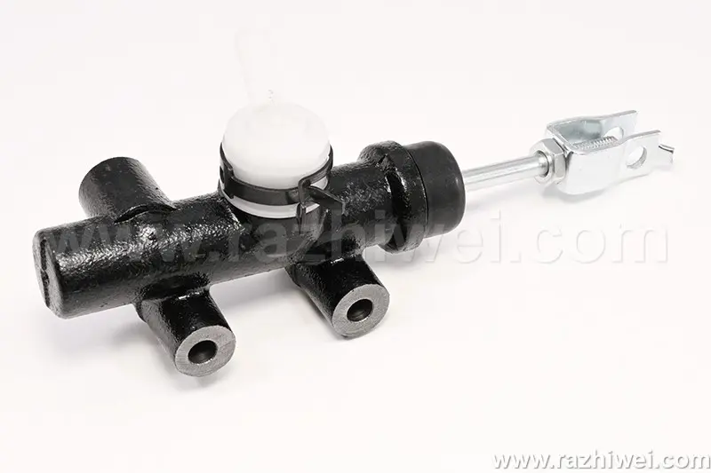 CLUTCH MASTER CYLINDER