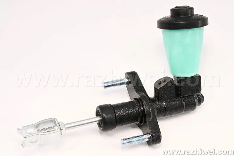 CLUTCH MASTER CYLINDER