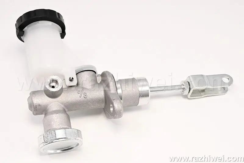 CLUTCH MASTER CYLINDER