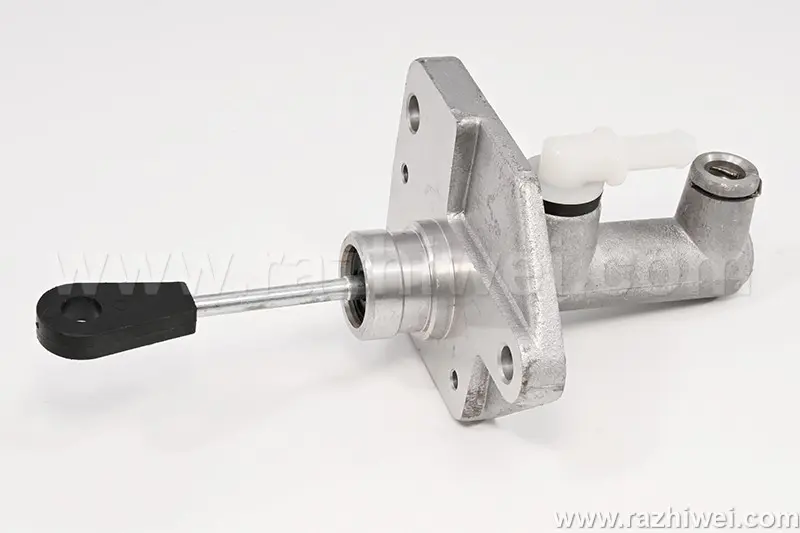 CLUTCH MASTER CYLINDER