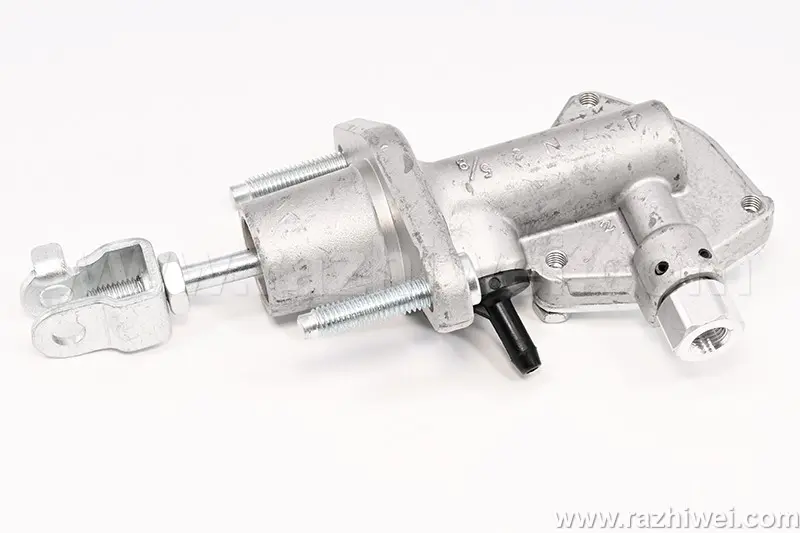 CLUTCH MASTER CYLINDER